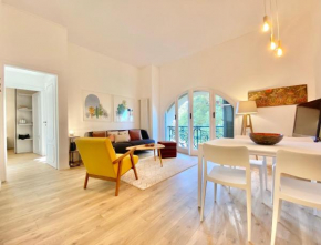 CasaViva-Stylish Trilo with AC-shared pool-parking